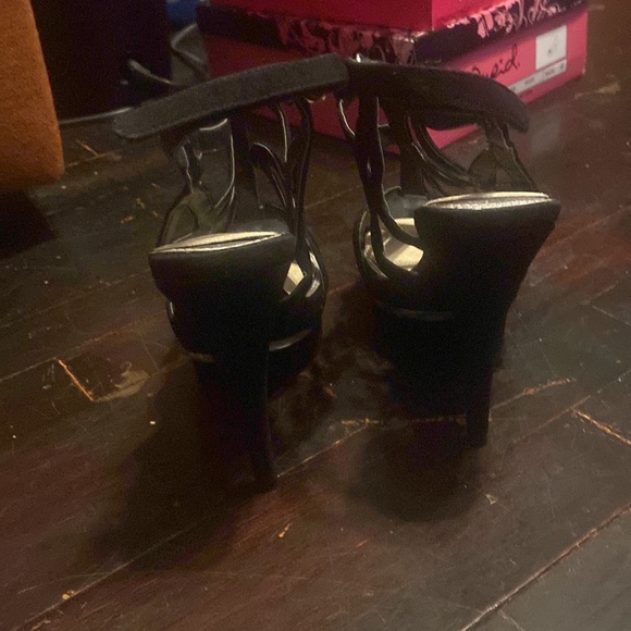 Bakers - Rayne Black & silver suede platform sandals - Picture 4 of 9